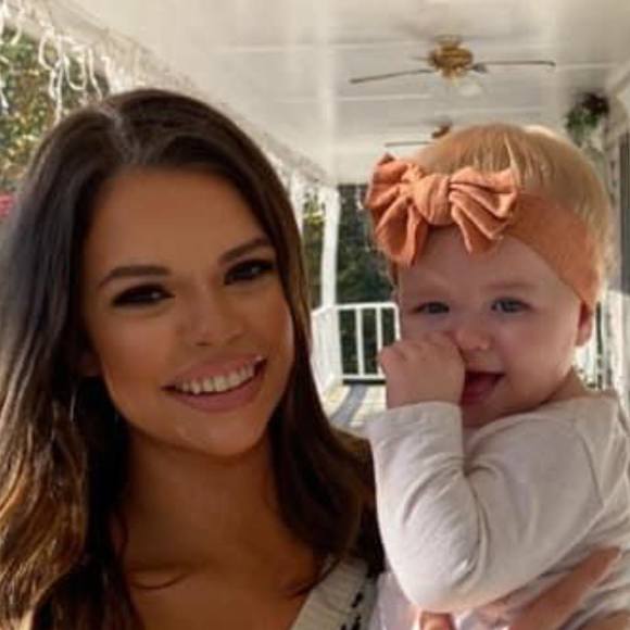 Meet your Posher, Pam - Picture 1 of 1